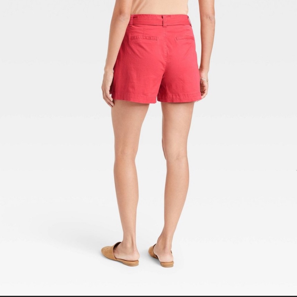 - NWT High Rise Pleated Shorts - Picture 3 of 7
